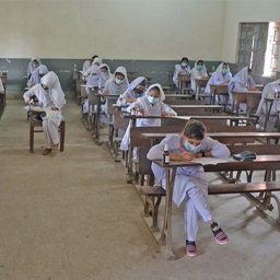 امتحان پورے نصاب سے لیا جائے گا، شفقت محمود
